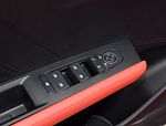 BYD E2