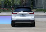Nio ES8